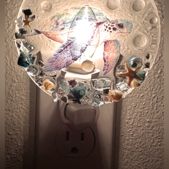 🐢 Coastal Sea Turtle Night Light - Sea Glass & REAL Florida Coast Sea Sh… - Picture 9 of 10